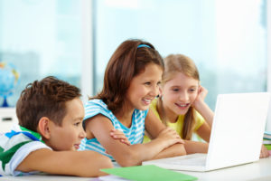 Niños, padres, tecnología